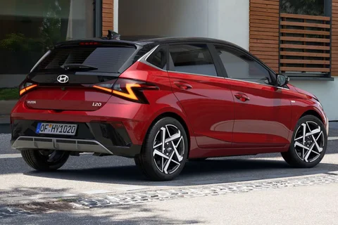 Hyundai i20 1.0 T-GDI E-Motion 2025 view 9