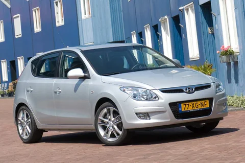 Hyundai i30 1.6i CVVT DynamicVersion 2007 view 7