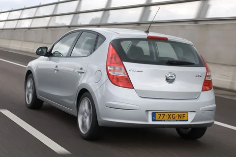 Hyundai i30 1.6i CVVT DynamicVersion 2007 view 11