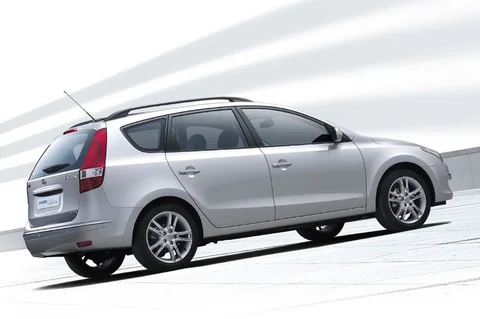 Hyundai i30 CW 1.6i CVVT DynamicVersion 2008 view 6