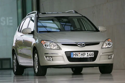 Hyundai i30 CW 1.6i CVVT DynamicVersion 2008 view 10