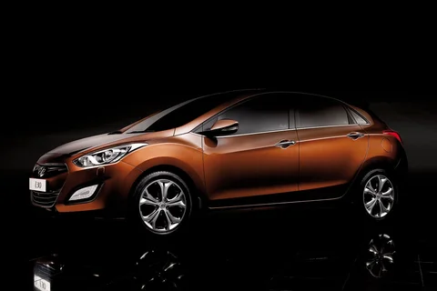 Hyundai i30 1.6 CRDi i-Drive 2012 view 6