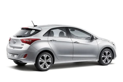 Hyundai i30 1.6 CRDi i-Drive 2012 view 7