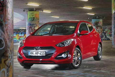 Hyundai i30 1.6 GDI i-Magine 2013 view 8