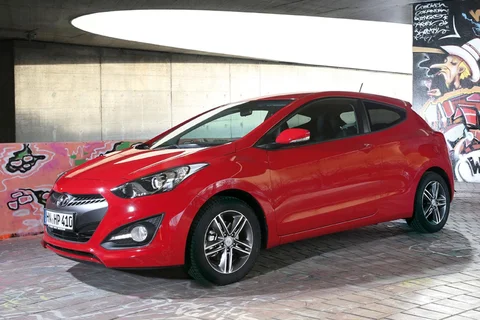 Hyundai i30 1.6 GDI i-Magine 2013 view 11