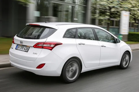 Hyundai i30 Wagon 1.6 CRDi i-Motion 2015 view 4