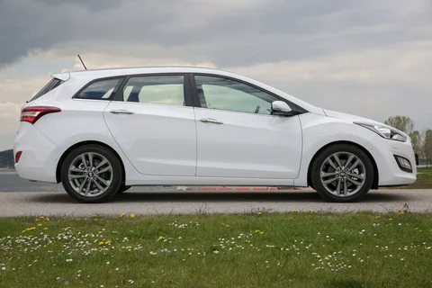 Hyundai i30 Wagon 1.6 CRDi i-Motion 2015 view 11