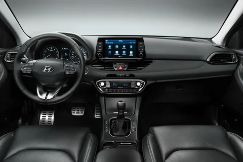 Hyundai i30 1.6 CRDi i-Motion 2017 view 2