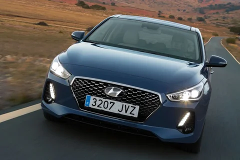Hyundai i30 1.6 CRDi i-Motion 2017 view 5