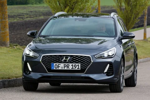 Hyundai i30 Wagon 1.6 CRDi Premium 2017 view 3