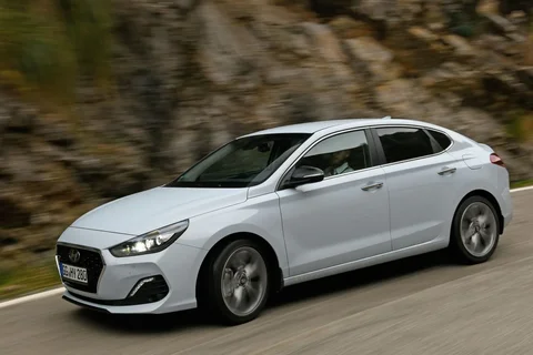 Hyundai i30 Fastback 2.0 T-GDI N2 High Performance 2019 view 4