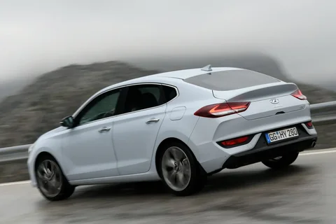 Hyundai i30 Fastback 2.0 T-GDI N2 High Performance 2019 view 5