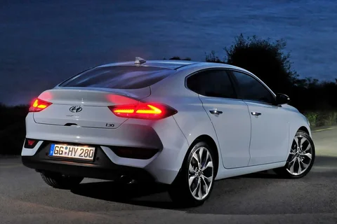 Hyundai i30 Fastback 2.0 T-GDI N2 High Performance 2019 view 10