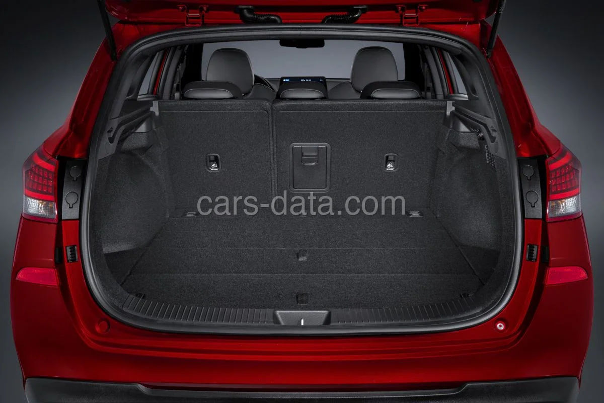 Hyundai i30 Wagon 1.5 T-GDI 48V Premium 2020 front view