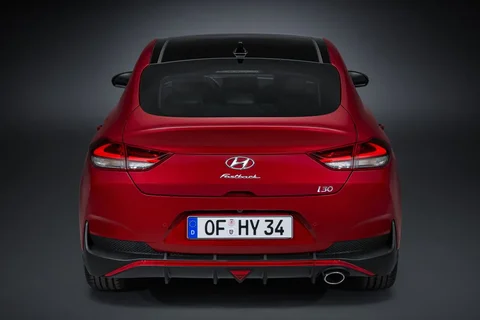 Hyundai i30 Fastback 1.5 T-GDI 48V Premium 2020 view 2