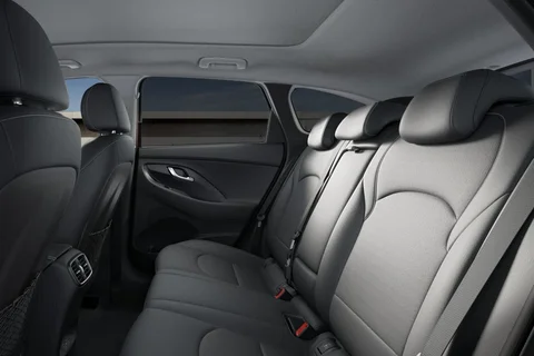 Hyundai i30 1.0 T-GDI Comfort 2026 view 2