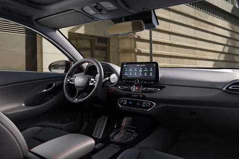 Hyundai i30 1.0 T-GDI Comfort 2026 view 3