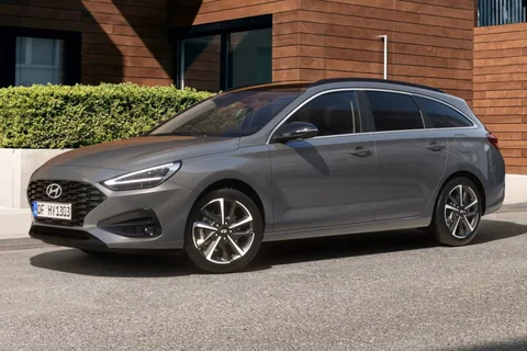 Hyundai i30 1.0 T-GDI Comfort 2026 view 4