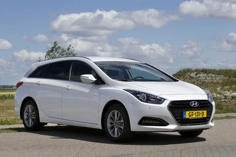 Hyundai i40 Wagon 1.7 CRDi HP Premium 2017 view 3