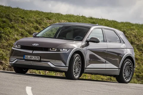 Hyundai Ioniq 5 73kWh Style 2021 view 2