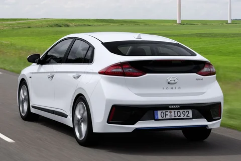 Hyundai Ioniq 1.6 GDI PHEV Premium 2018 view 7