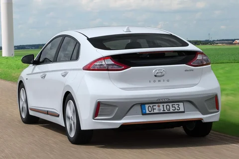 Hyundai Ioniq Electric Premium 2016 view 3
