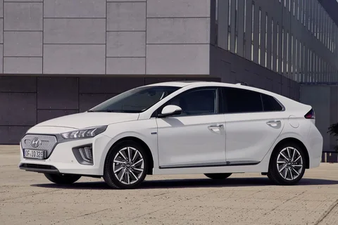 Hyundai Ioniq Electric Premium 2019 view 8