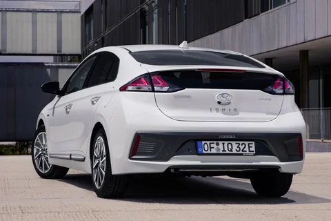 Hyundai Ioniq Electric Premium 2019 view 9