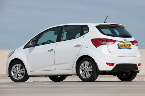 Hyundai ix20 1.6 Go! 2015 view 9