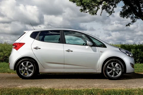 Hyundai ix20 1.4 Go! 2016 view 6