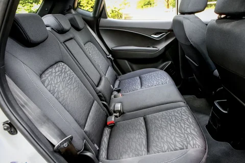 Hyundai ix20 1.4 Go! 2016 view 7