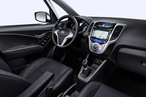 Hyundai ix20 1.4 Go! 2016 view 8