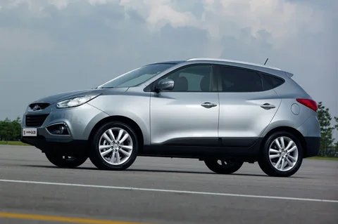 Hyundai ix35 1.7 CRDi ActiveVersion 2WD 2010 view 7
