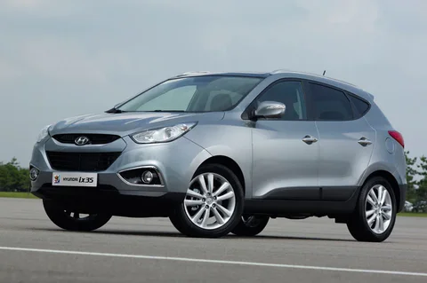 Hyundai ix35 1.7 CRDi ActiveVersion 2WD 2010 view 8