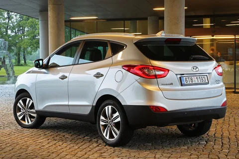 Hyundai ix35 2.0 CRDi i-Motion 2WD 2013 view 4