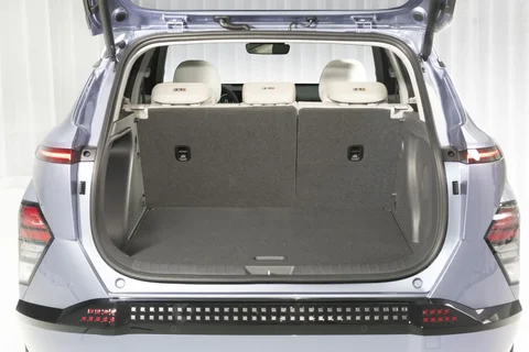 Hyundai Kona 1.6 GDI HEV E-Motion 2026 view 7