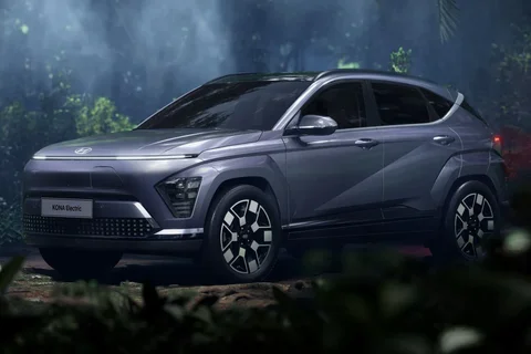 Hyundai Kona 65.4 kWh Premium 2023 view 2