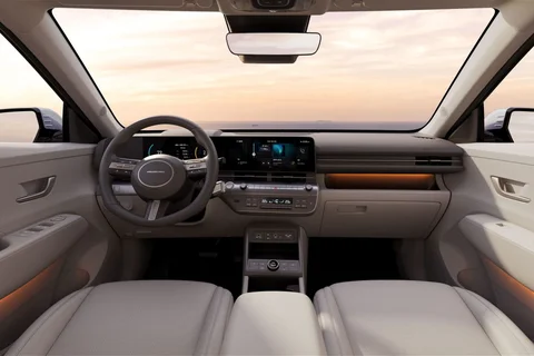 Hyundai Kona 65.4 kWh Premium 2023 view 6
