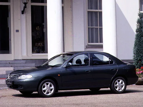Hyundai Lantra 1.9 D GL 1998 view 2