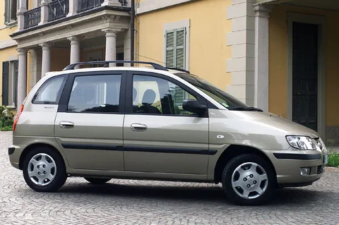 Hyundai Matrix 1.5 CRDi GL 2001 view 6