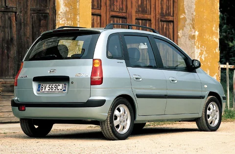 Hyundai Matrix 1.5 CRDi GL 2001 view 2