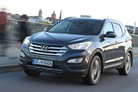 Hyundai Santa Fe 2.2 CRDi R 4WD Premium 2016 view 3