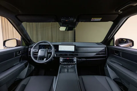 Hyundai Santa Fe 1.6 T-GDI HEV Comfort Plus 2025 view 3