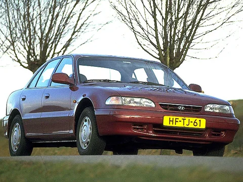 Hyundai Sonata 2.0i GLS 1993 view 3
