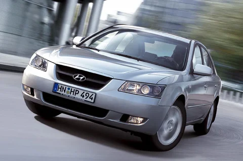 Hyundai Sonata 2.4i StyleVersion 2005 view 6