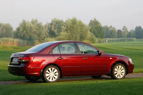 Hyundai Sonata 2.4i StyleVersion 2008 view 2