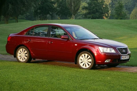 Hyundai Sonata 2.4i StyleVersion 2008 view 3