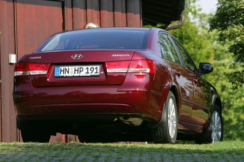 Hyundai Sonata 2.4i StyleVersion 2008 view 8