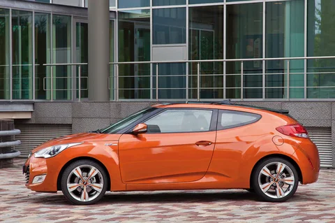 Hyundai Veloster 1.6 GDI i-Motion 2011 view 6