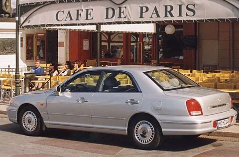 Hyundai XG 2.5i V6 2000 view 7